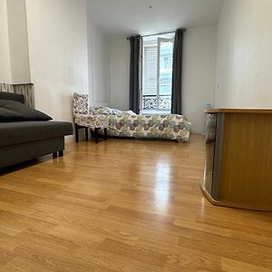 New Saint Maur-Logement Lovely Flat 32M2